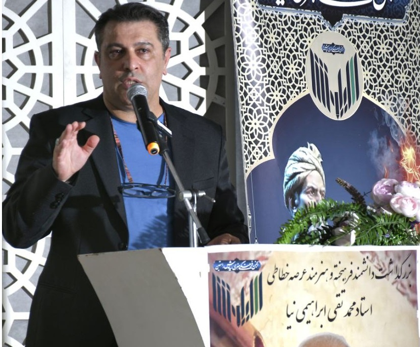 خوشنویسی و شعر دو جلوه از یک حقیقتاند