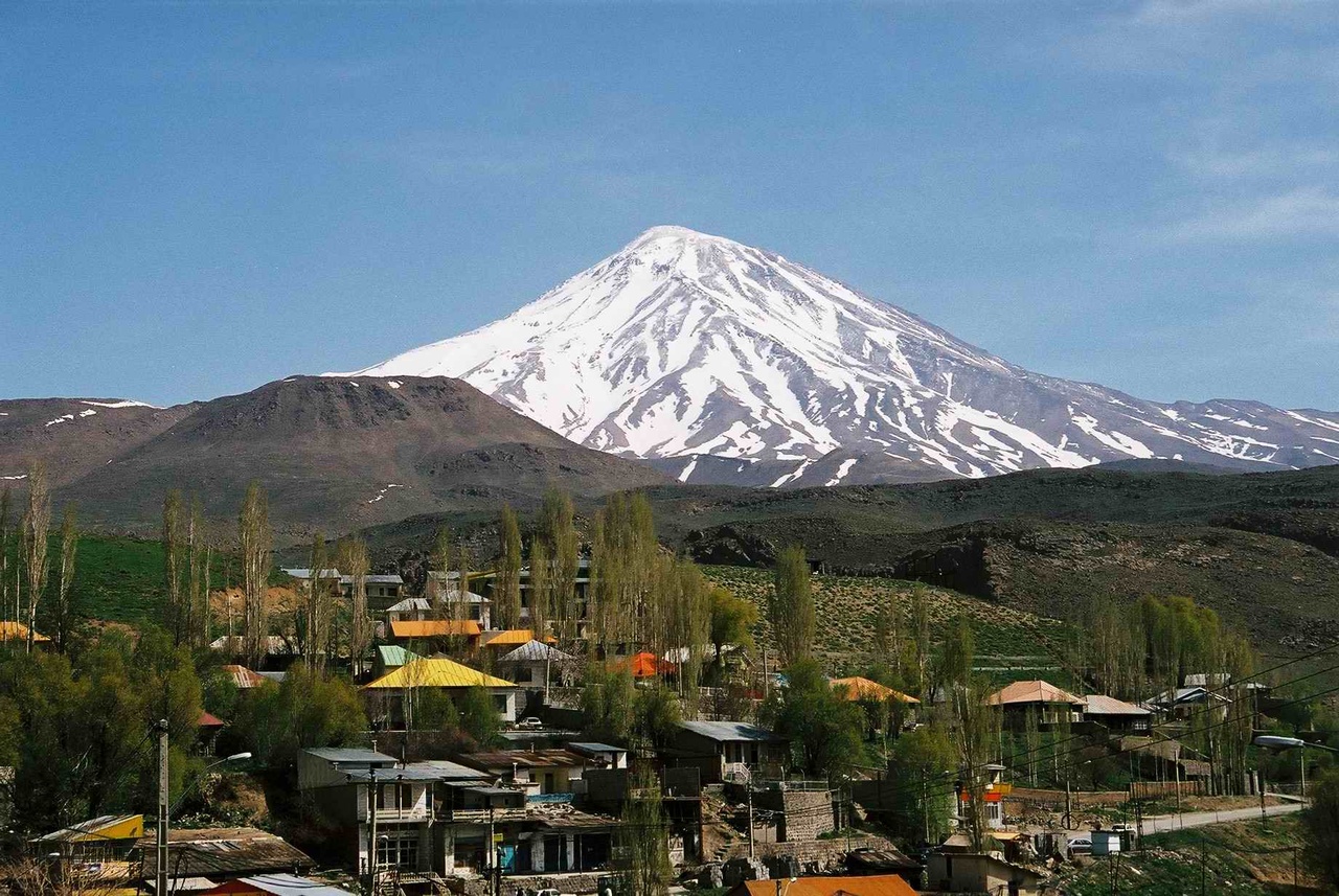 آنچه تا جاودان جاوید کیهان بود، ایران بود
