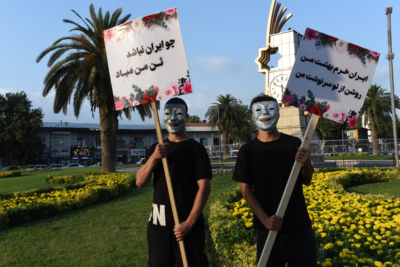 هنرمندان برای انسجام ملی و تقویت روحیه «میهن دوستی» در گرگان پای کار آمدند