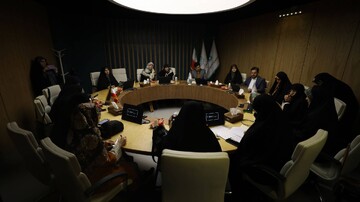 بازخوانی نقش زنان در جنگ اخیر/ نقش زنان در روایتگری بحرانها حیاتی است