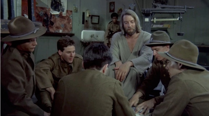 وقتی ادبیات و سینما جنگ را محکوم میکنند