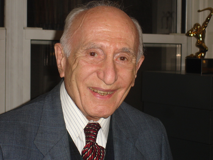 میراث ماندگار احسان یارشاطر برای شناخت ادب پارسی