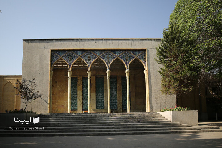 آرامگاه صائب تبریزی