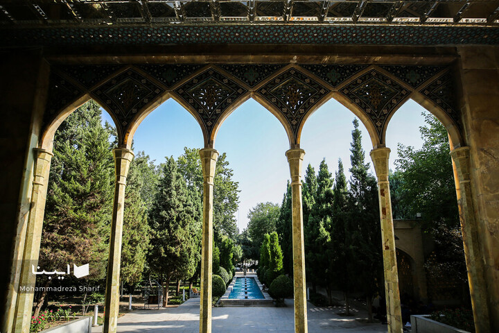 آرامگاه صائب تبریزی