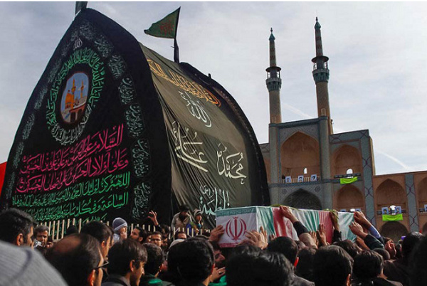 نخلبرداری یزد؛ آئینی برآمده از دل تاریخ/ روایتی زنده از کربلا