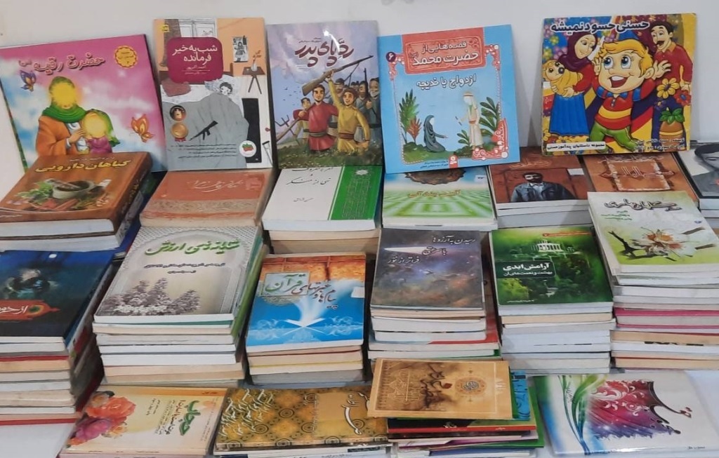 نشست ادبی در گلبهار / شعرخوانی در بردسکن