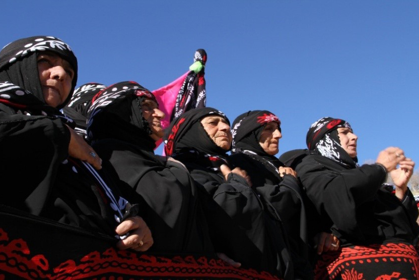 روایتی از مشارکت فعال زنان و دختران ایلامی در مراسم عزای امام حسین(ع)