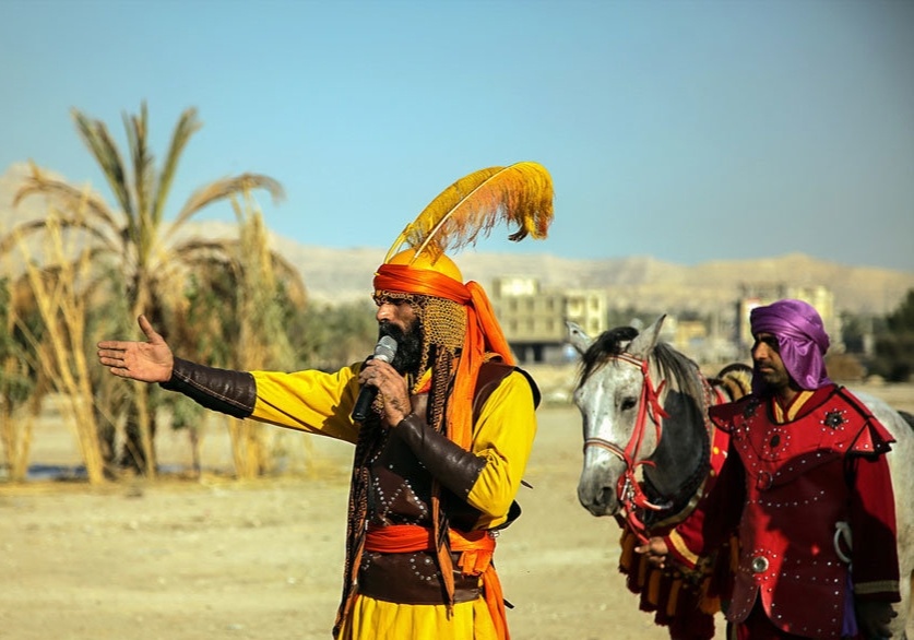حضور ۱۰۰ ساله زنان بوشهری در تعزیه/ تندخوانی در تعزیه بوشهری نوعی لحن موسیقیایی است