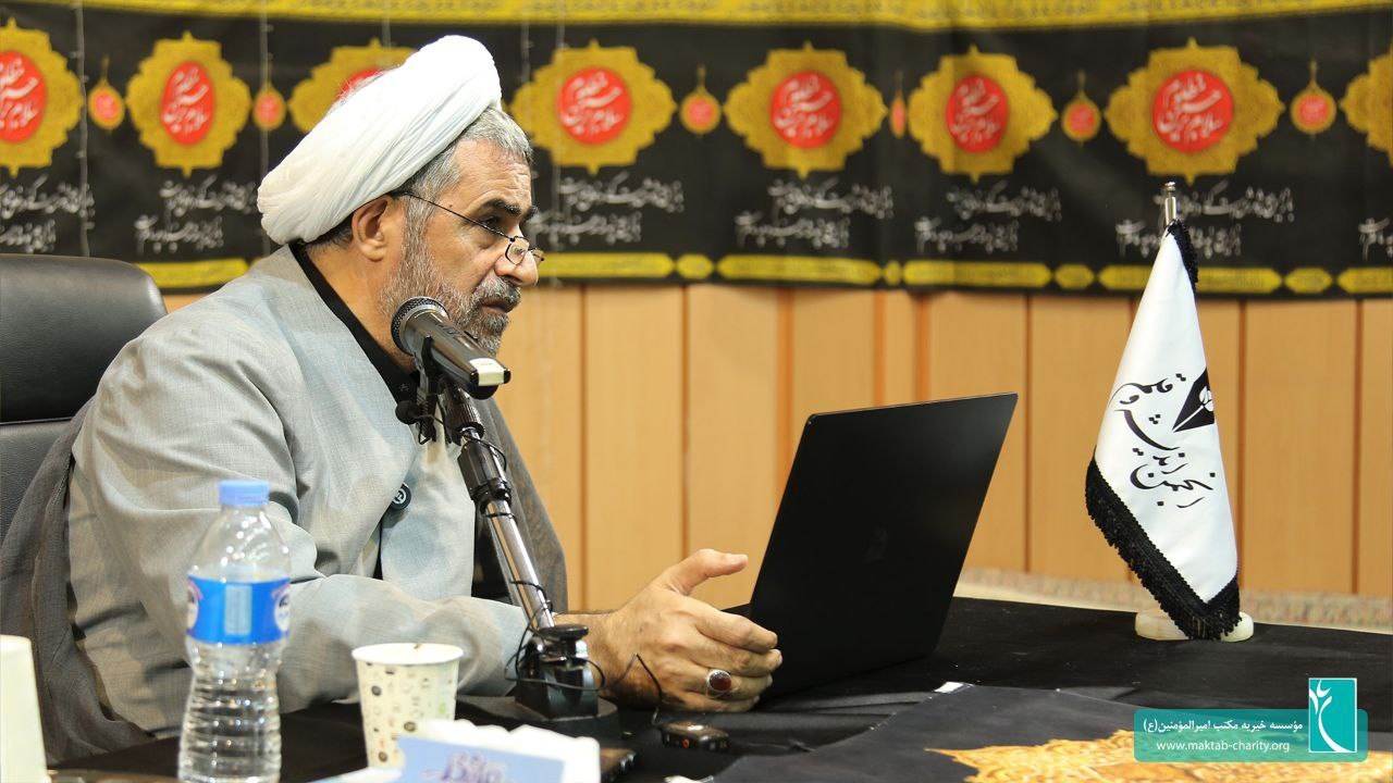 عاشورا میان تاریخ و روایت