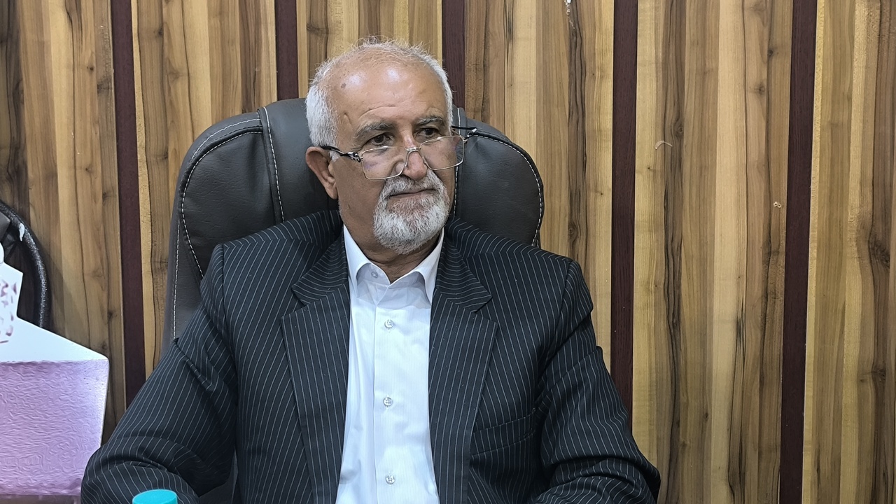 شاهنامه باید به نهادهای رسمی راه یابد