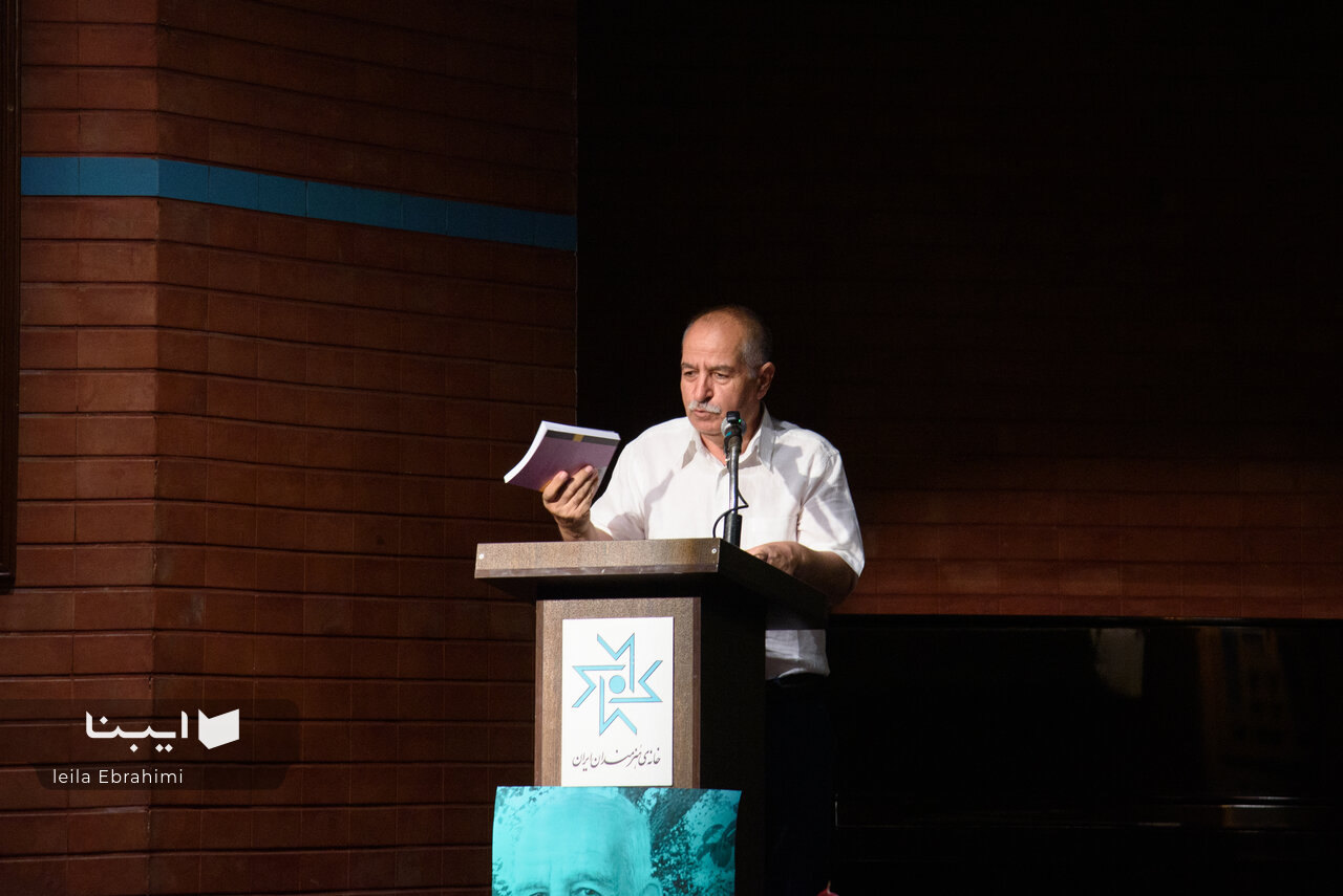 پشت «نخلهای بیسر» مرارتهای بسیاری نهفته است