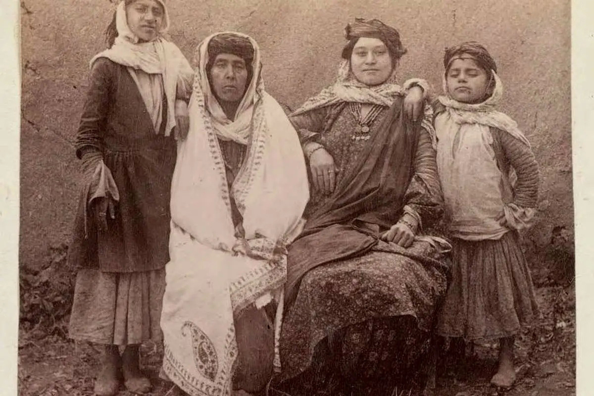 گوهرهای گرانمایه ایران را دریابیم