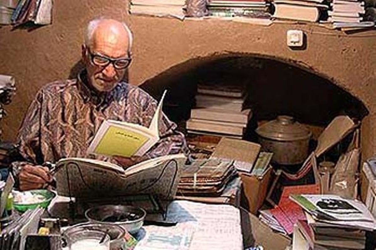زندگی و زمانه مهدی آذر یزدی؛ پدر قصههای خوب