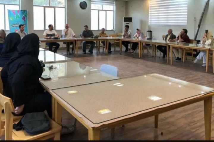 «فتح خون»؛ اثر شهید آوینی در ساوه نقد و بررسی شد