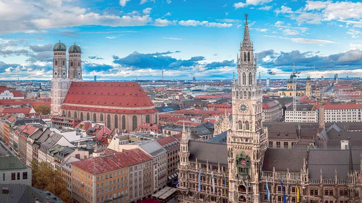 رشد اندک درآمد در بازار کتاب آلمان در سال ۲۰۲۴