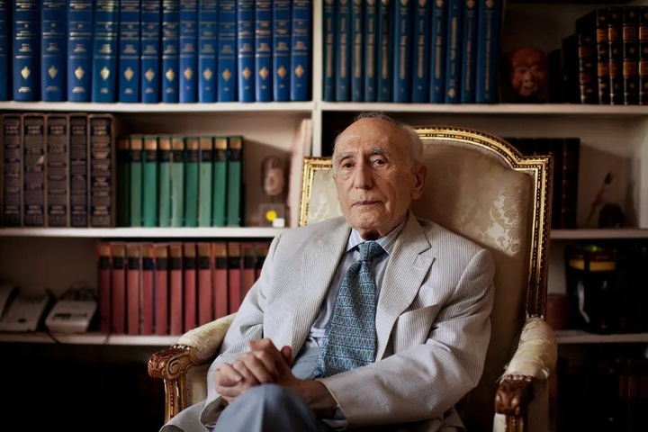 نظریه‌پرداز دوام ایران