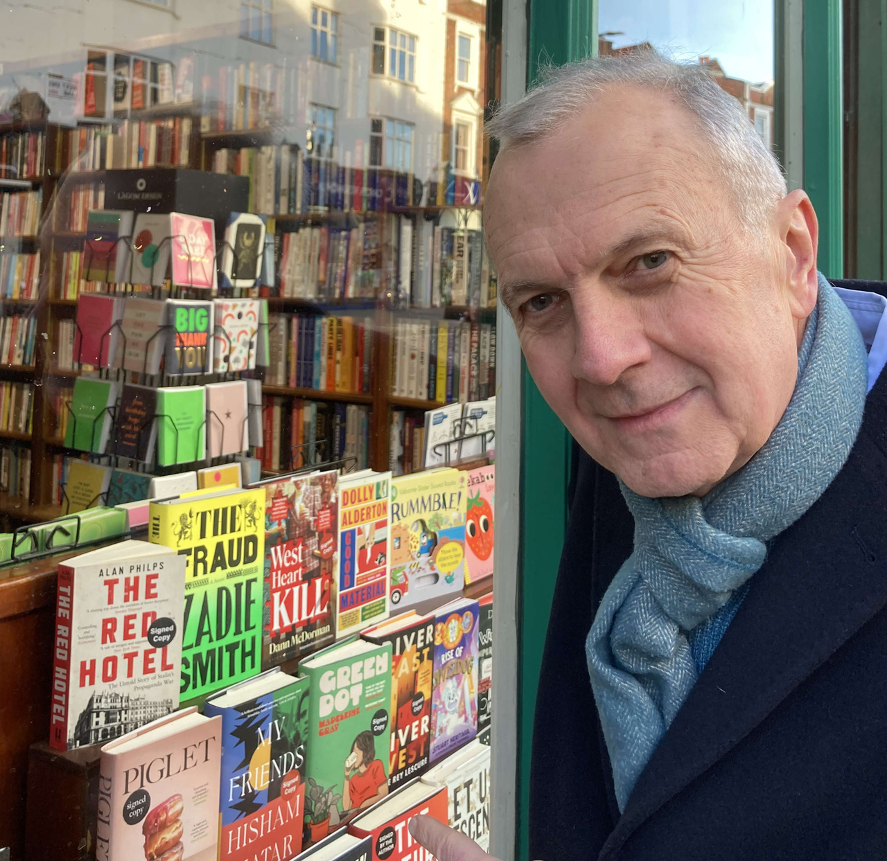 پادگان اجباری روزنامهنگاران غربی