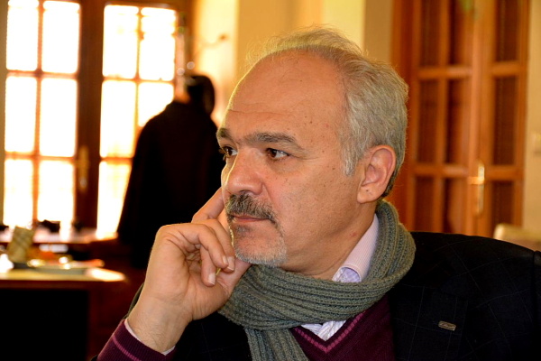 در میان صفحات تاریک تاریخ