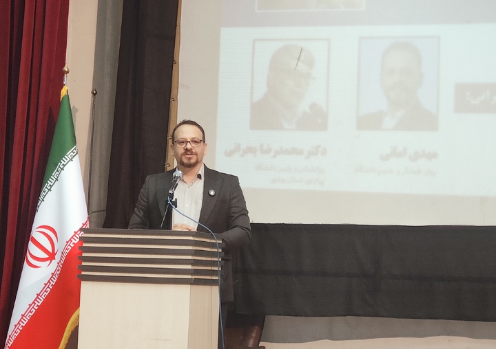 «دوران خوش نوجوانی»؛ واسطه‌ای میان نوجوانان و والدین/ کتابی که نوجوانان بوشهری را به حرف آورد