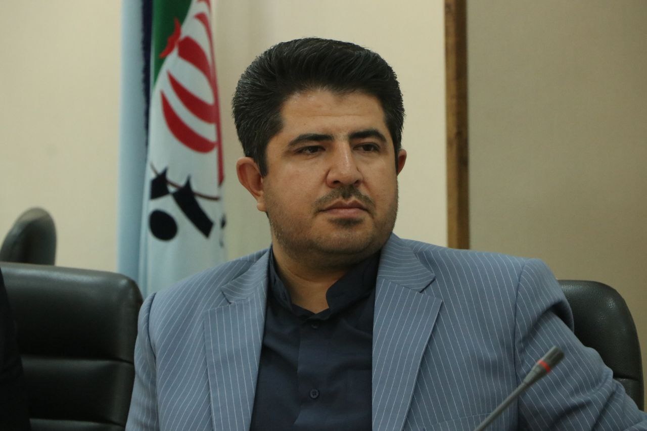 نقش کمرنگ مدیریت شهری در کتابخوانی پایتخت کتاب ایران/ تلاش‌هایی که اثرگذار نیست