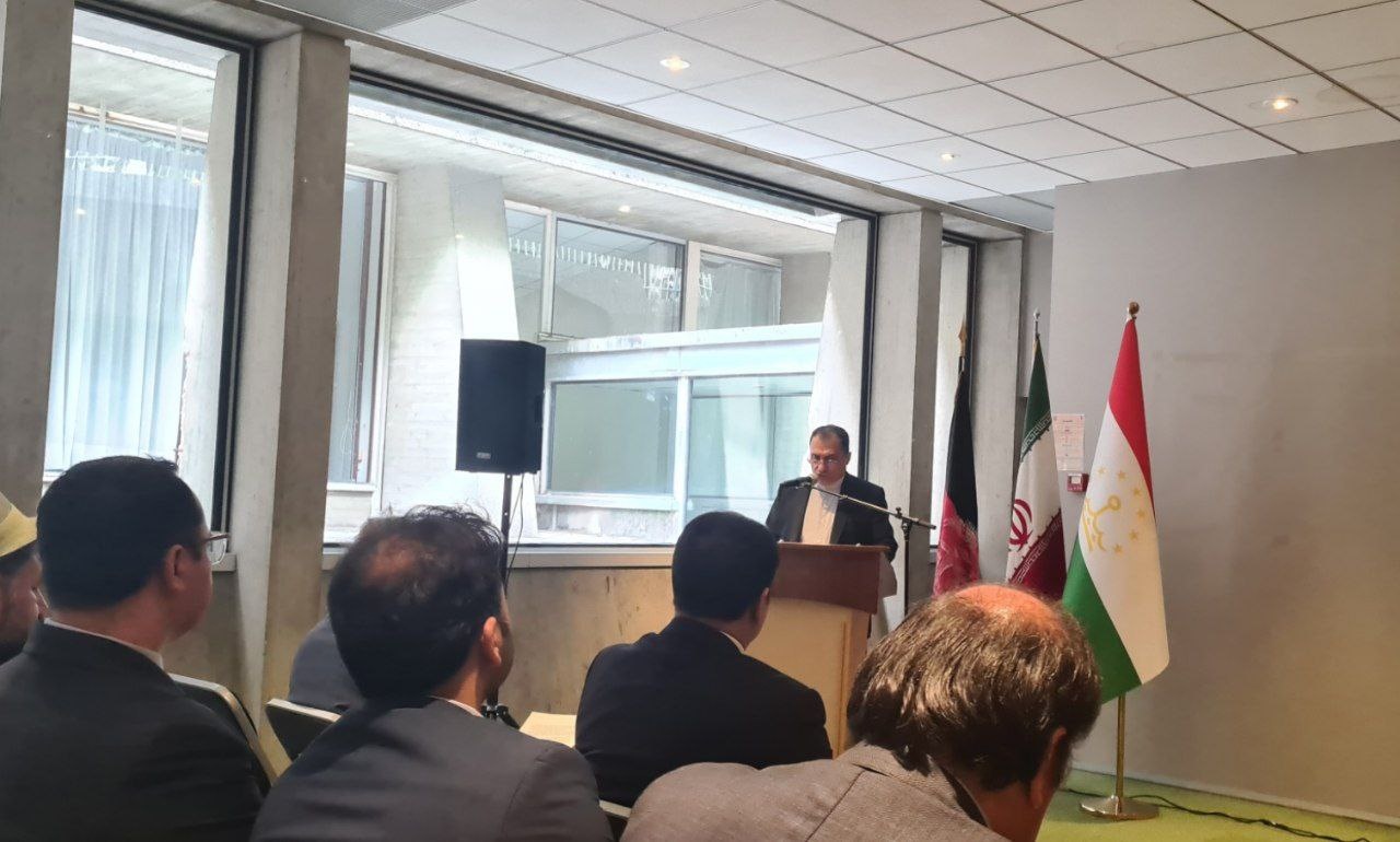 مفاد «خطبههای جلوس» در شاهنامه، با آنچه در منشور مللمتحد آمده شباهت دارد/ اهمیت خرد در شاهنامه