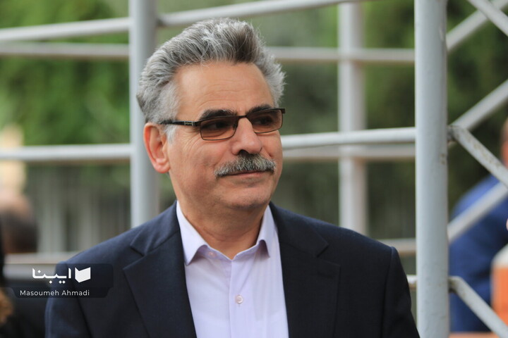 دانشگاهیان به پاخیزید