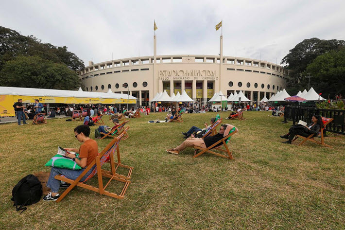 چهارمین دوره «نمایشگاه کتاب پاکائمبو» با رشد چشمگیر مخاطبان و تمرکز بر دیجیتال‌سازی