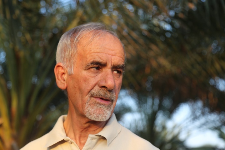 خالق کتاب «خورموج» درگذشت