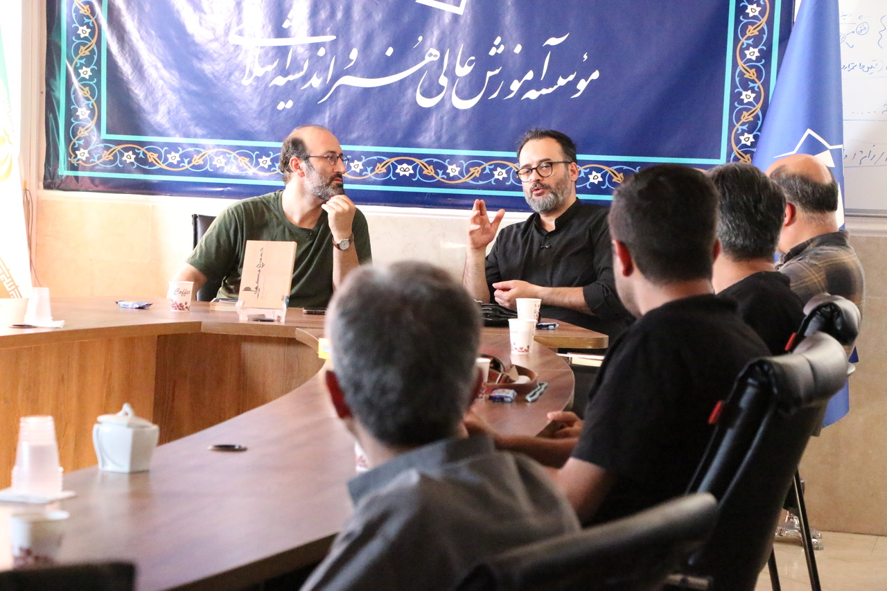 ما وارد دوران افول رمان شدهایم