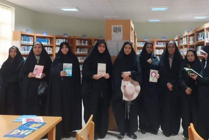 ۳ کتاب با محوریت حجاب خوانش و بررسی شد