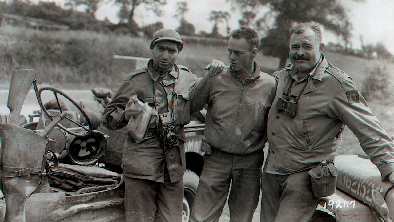 بازتاب چهره‌های گوناگون جنگ در سه رمانِ همینگوی