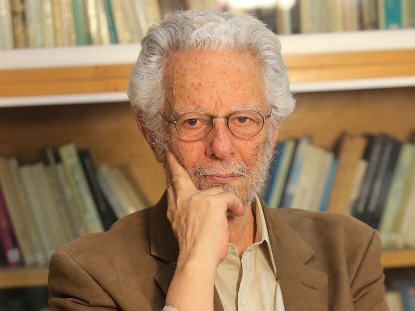 در ستایش امر سیاسی