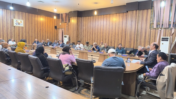 مسئولان فرهنگی با بهره‌گیری از متون کلاسیک آسیب‌های اجتماعی را ترمیم کنند