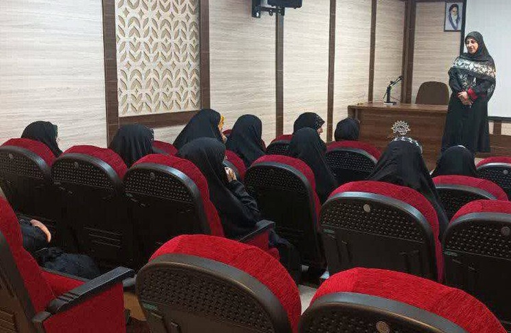 دوره آموزش داستان‌نویسی «قلمستان» در استان مرکزی آغاز شد