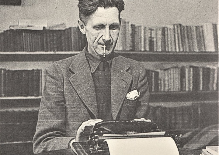 روایت یک روشنفکر از دل پیچیده‌ترین بحران‌های قرن بیستم