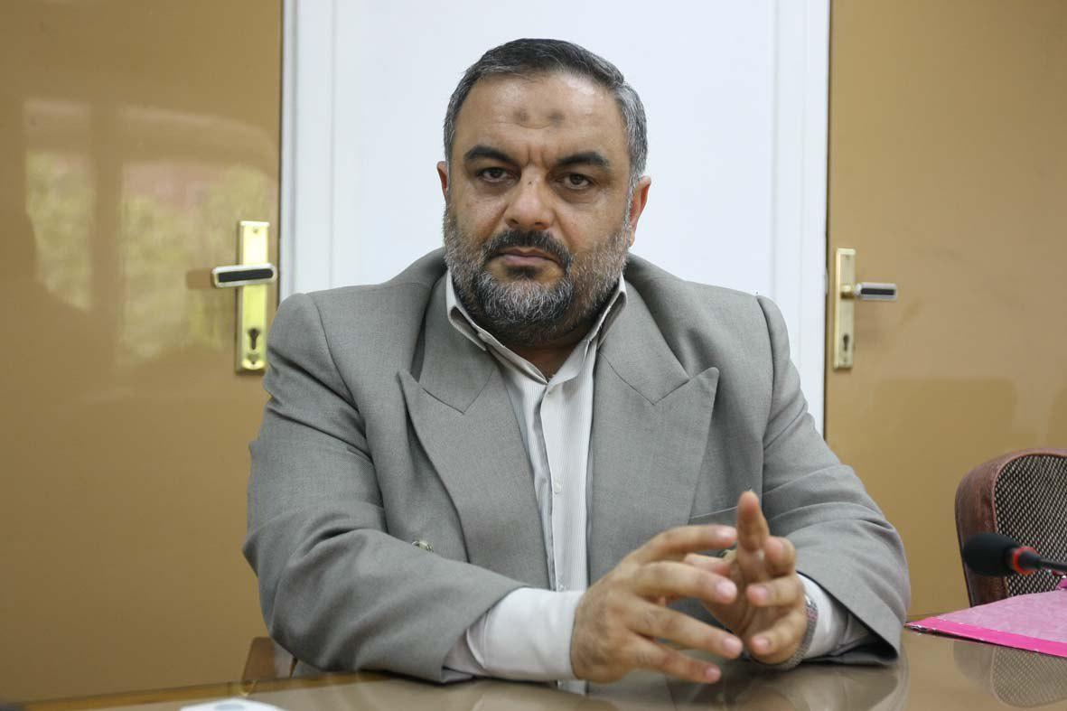 ریچارد سوینبرن در برابر جیمز استربا