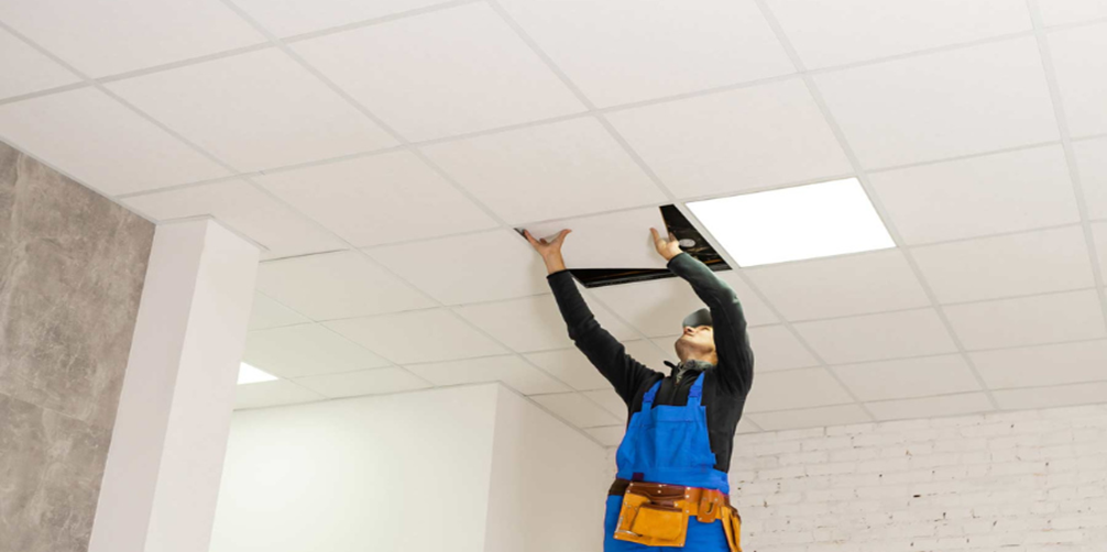 راهنمای جامع اجرای سقف با سپری و سرامیک پرسلان در پروژه های مدرن