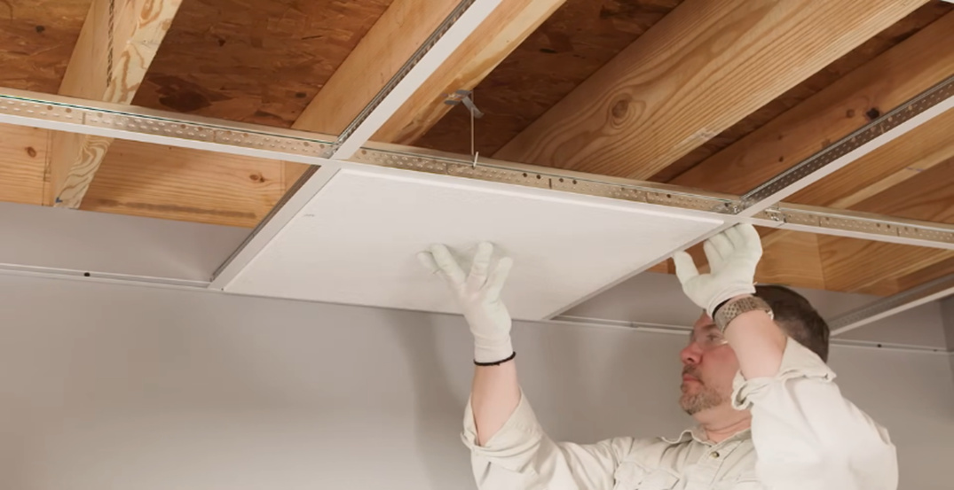 راهنمای جامع اجرای سقف با سپری و سرامیک پرسلان در پروژه های مدرن