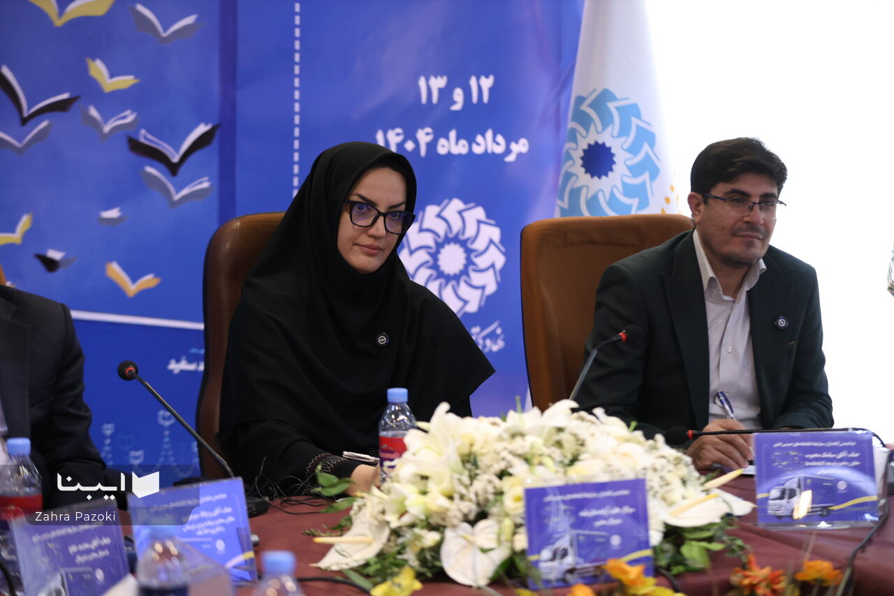 بیم و امیدهای کتابداران سیار/ کیلومترها پیمایش برای ترویج دانایی