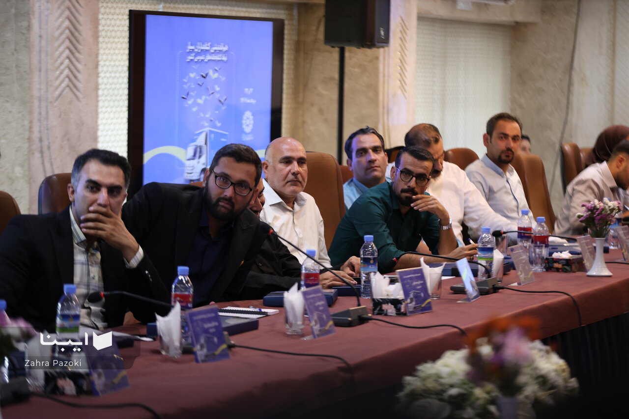 بیم و امیدهای کتابداران سیار/ کیلومترها پیمایش برای ترویج دانایی