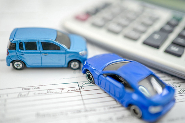 تفاوت بیمه بدنه با کارت طلایی خودرو