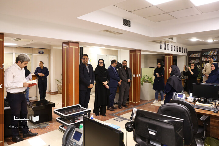 بازدید دبیر کل نهاد کتابخانه های عمومی کشور از ایبنا