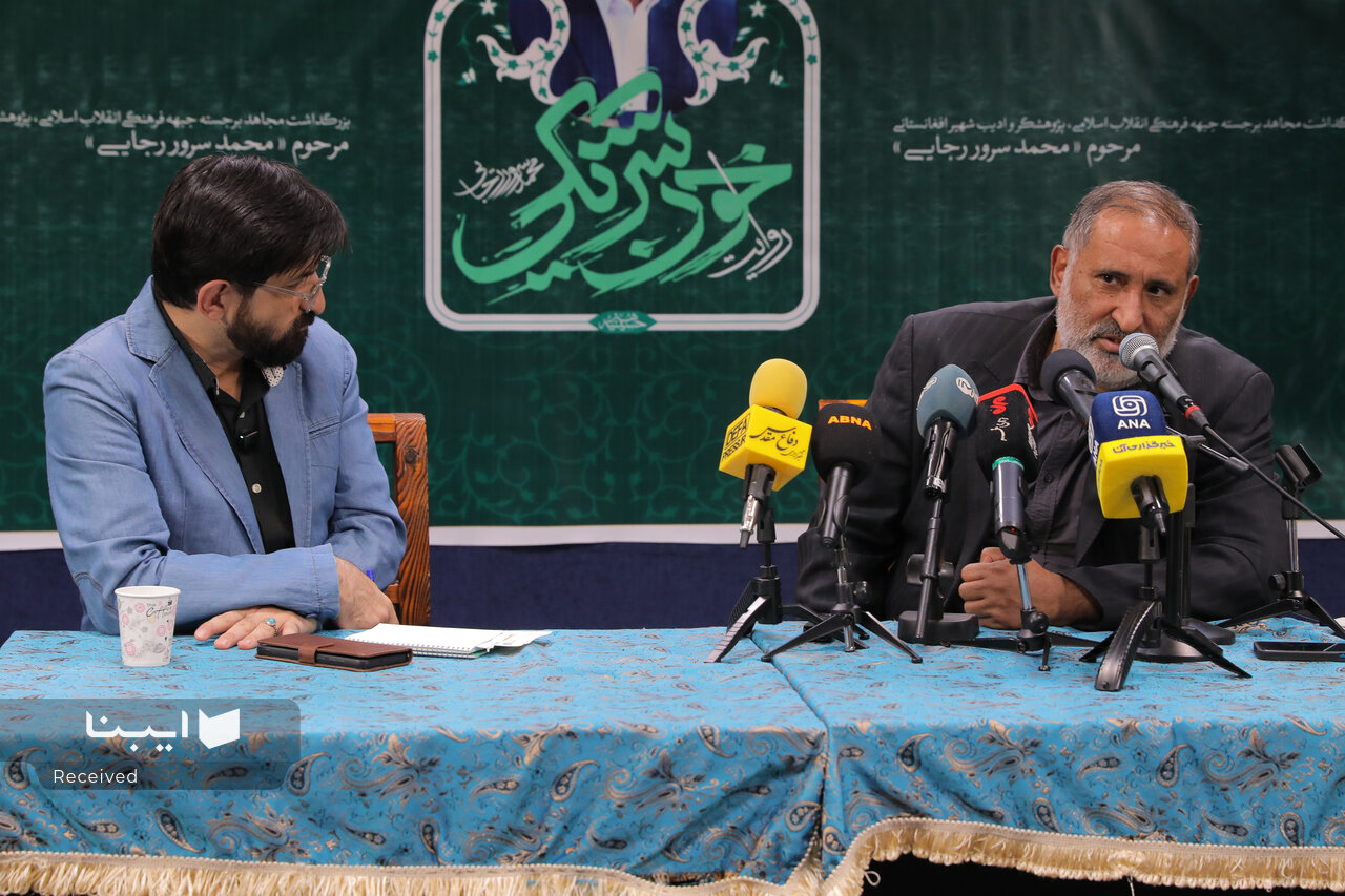 لزوم حفظ زبان فارسی و ادبیات غنی در برابر تهدیدهای فرهنگی