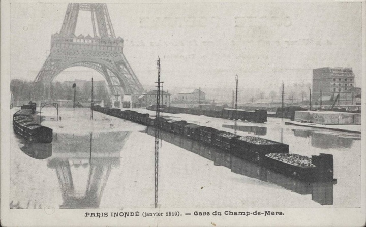 تصویری از سیل سال 1910 پاریس