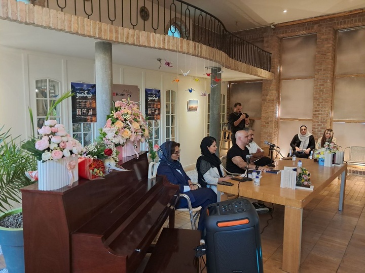 رونمایی رمان «بیکمبو»