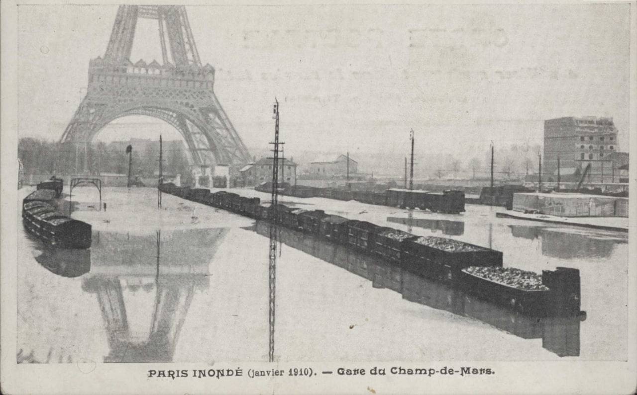 تصویری از سیل سال 1910 پاریس