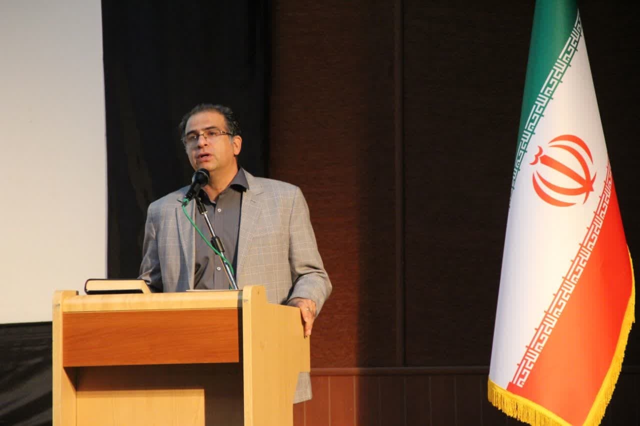 «سیامک موسوی اسدزاده»؛ نماد فرهنگ لرستان/ ضرورت تاسیس خانه هنرمندان