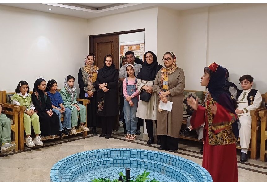 نمایشگاه فرهنگی و ادبی هفتخان عشق برگزار شد