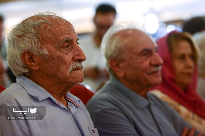 رونمایی کتاب درباره سینما با علیرضا خمسه