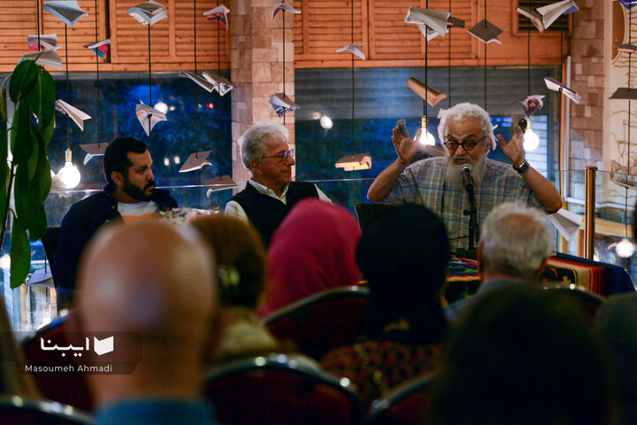 رونمایی کتاب درباره سینما با علیرضا خمسه